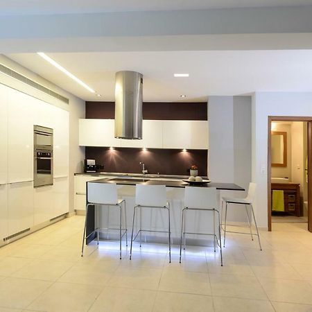 הרקליון Spacious Fully Equipped 3Bd 2Bath Apt In The Heart Of City With Balconies Ac And Fast Wifi #2 מראה חיצוני תמונה